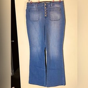 Buttonfly Jeans